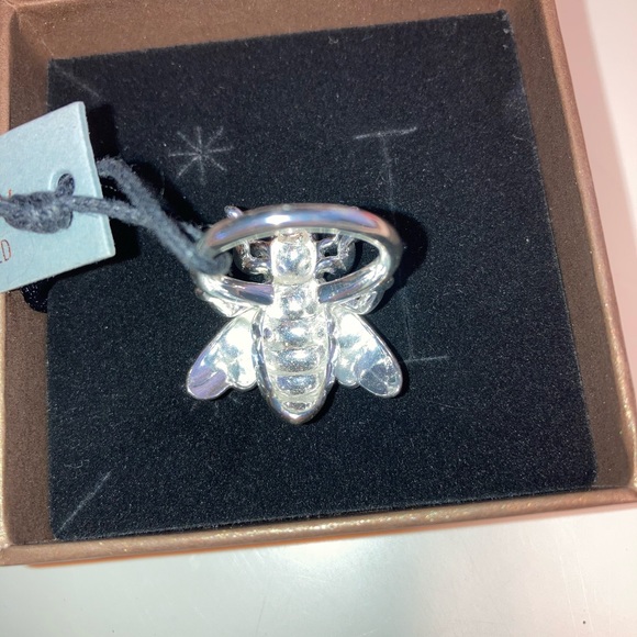 NWT Bella Diva Bee ring. Size 7 - Picture 3 of 9